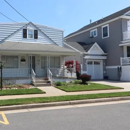 Rent this 3 bed house on 167 34th Avenue in Longport, Atlantic County