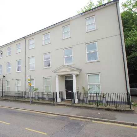 Rent this 1 bed apartment on Watford Junction Railway Station in Woodford Road, North Watford