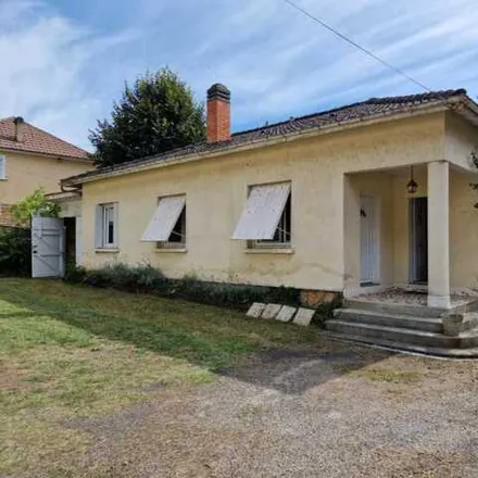 Buy this 3 bed house on 2 Rue du Cingle in 24260 Le Bugue, France