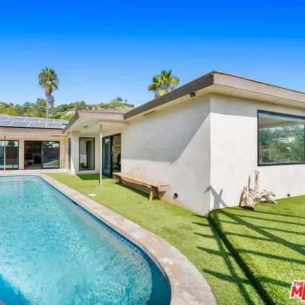 Image 1 - 2240 Chelan Place, Los Angeles, CA 90068, USA - House for sale