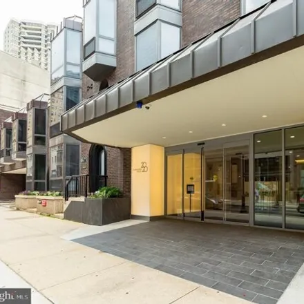 Rent this 3 bed apartment on 2018-32 Walnut St Unit 17gh in Philadelphia, Pennsylvania