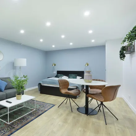 Rent this studio apartment on 25 Rue du Caire in 75002 Paris, France