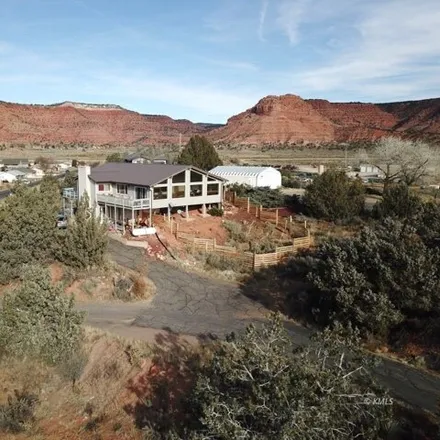 Buy this 5 bed house on 735 South Hillside Drive in Kanab, UT 84741