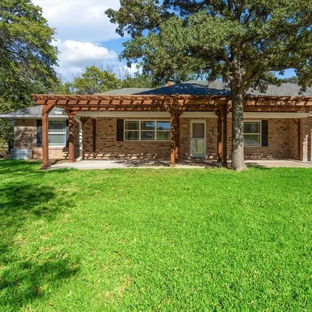 Buy this 3 bed house on 218 De la Cruz Drive in Weatherford, TX 76085