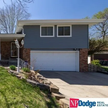 Image 2 - 4021 North 15th Street, Lincoln, NE 68521, USA - House for sale