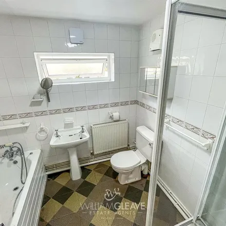 Image 2 - Gogarth Road, Llandudno, LL30 2AP, United Kingdom - Apartment for rent