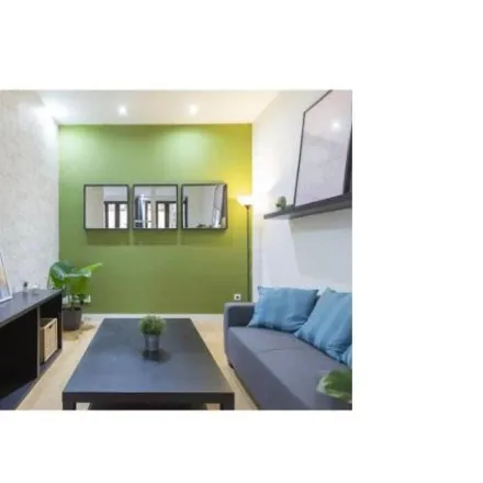 Image 2 - Practivox, Costanilla de los Desamparados, 28014 Madrid, Spain - Apartment for rent