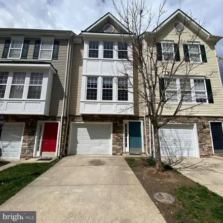 Buy this 3 bed condo on Blackthorn Square in Oak Grove, Loudoun County