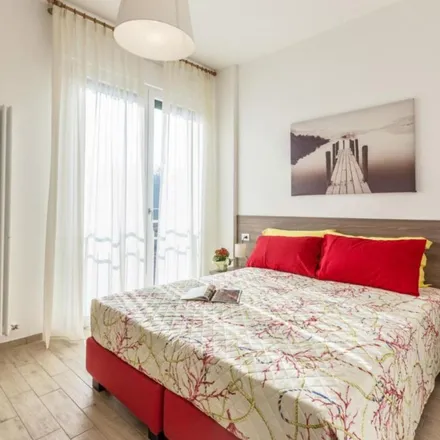 Image 2 - Via Iacopo Barozzi 2, 40126 Bologna BO, Italy - Apartment for rent