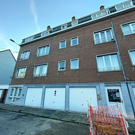 Image 6 - Rue Edouard Ronvaux 4, 5000 Namur, Belgium - Apartment for rent