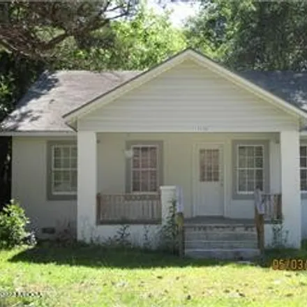 Rent this 4 bed house on 1426 Helon Street in Macon, GA 31204