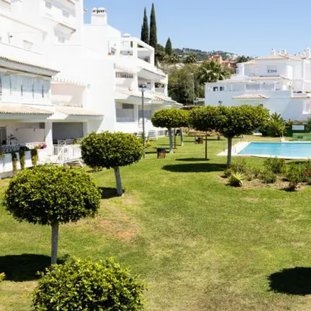 Buy this 2 bed apartment on 29600 Marbella