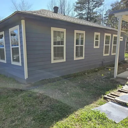 Buy this 2 bed house on 471 Mason Street in Hot Springs, AR 71913
