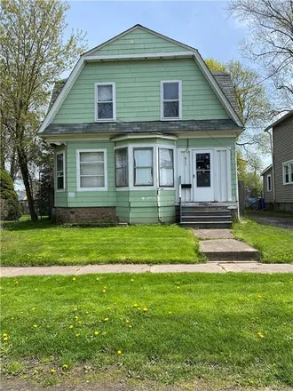 Buy this 4 bed house on 363 South Avenue in Village of Medina, NY 14103