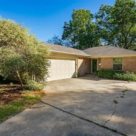 Image 2 - 1222 West Lovers Lane, Arlington, TX 76013, USA - House for rent