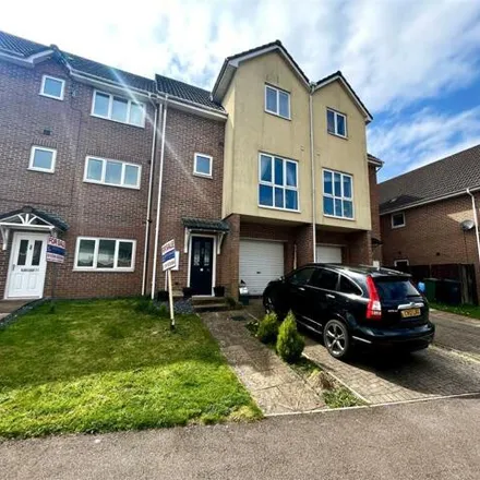 Buy this 3 bed townhouse on Princess Royal Road in Bream, GL15 6NG