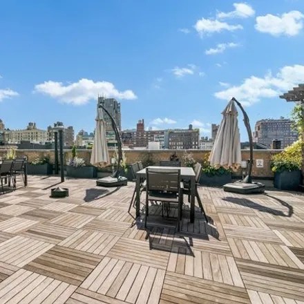 Image 9 - 261 West 22nd Street, New York, NY 10011, USA - Townhouse for sale