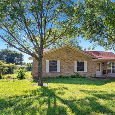 Buy this 3 bed house on 13989 South FM 148 in Grays Prairie, Kaufman County