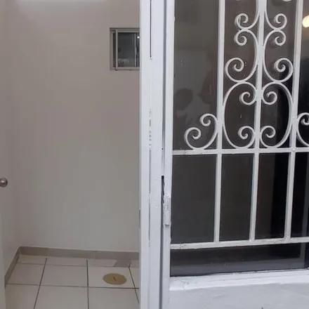 Rent this 1 bed room on Calle Chiclayo in Miraflores, Lima Metropolitan Area 10574