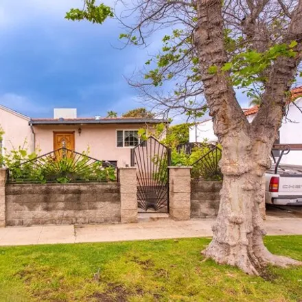 Buy this 3 bed house on 611 North Fuller Avenue in Los Angeles, CA 90036
