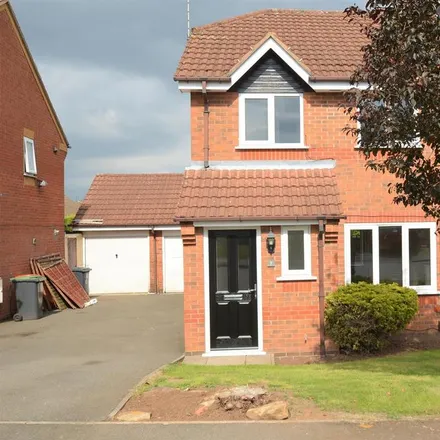 Rent this 3 bed duplex on 12 Hammersmith Close in Nuthall, NG16 1PZ