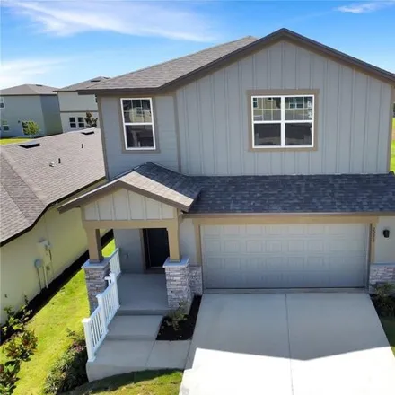 Rent this 3 bed house on 2223 Bear Peak Rd in Minneola, Florida
