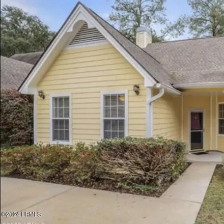Rent this 3 bed house on 58 Mariners Court in Port Royal, Beaufort County
