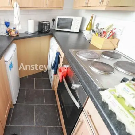 Image 4 - 9 Welbeck Avenue, Southampton, SO17 1SS, United Kingdom - Apartment for rent