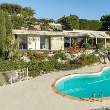 Buy this 4 bed house on 164 Chemin de l'Hubac in 06740 Châteauneuf-Grasse, France