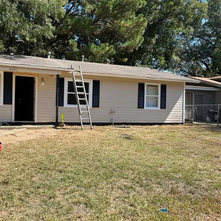 Buy this 3 bed house on 6121 West Canal Boulevard in Hollywood, Shreveport