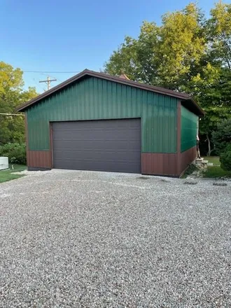 Image 2 - 7105 North 1075th Street, New Hebron, Crawford County, IL 62454, USA - Loft for sale