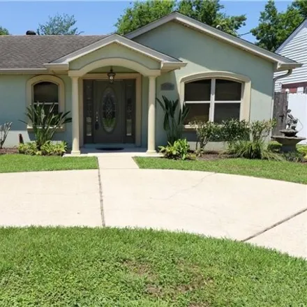 Rent this 3 bed house on 42 Ravan Ave in Harahan, Louisiana