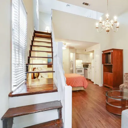 Rent this 6 bed townhouse on New Orleans