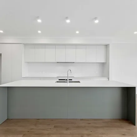 Image 2 - 90 Uplands Terrace, Wynnum QLD 4178, Australia - Apartment for rent