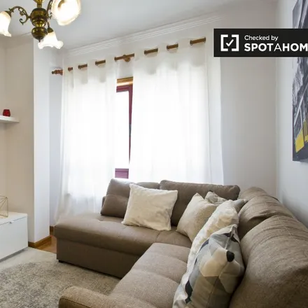 Rent this 2 bed apartment on Farmácia da Boa Hora in Rua da Boa Hora, 4050-099 Porto