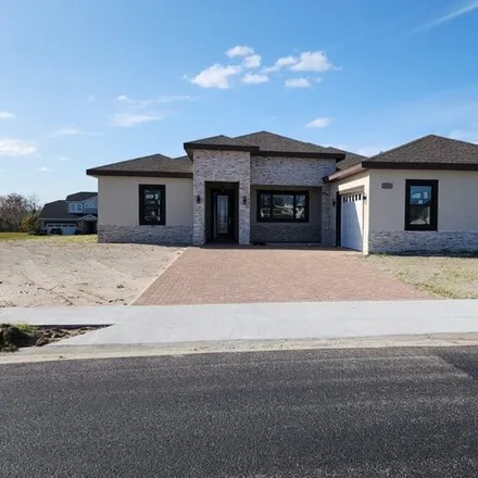 Buy this 4 bed house on 668 Waterfern Trail Drive in Auburndale, FL 33823