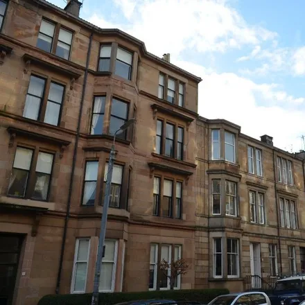 Rent this 3 bed apartment on 11 Roxburgh Street in Glasgow, G12 9AP