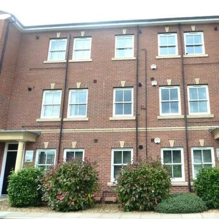 Rent this 2 bed room on 1-9 Hatters Court in Stockport, SK1 3EB