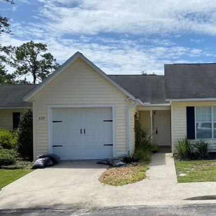 Buy this 2 bed house on 898 Tara Trace in Live Oak, Suwannee County