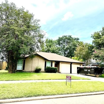 Rent this 4 bed house on 13527 Montaigne Dr in Houston, Texas