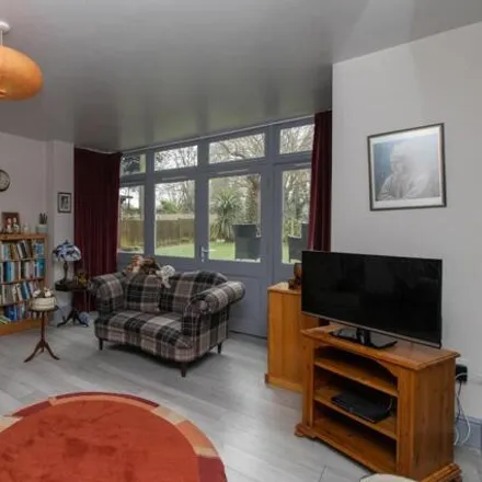 Image 3 - 21 Bradstow House, 21 St. Peter's Road, Broadstairs, CT10 2JW, United Kingdom - Apartment for sale