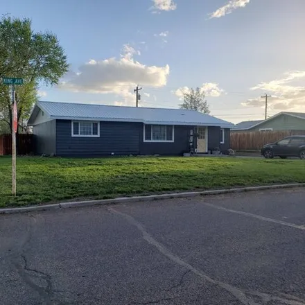 Buy this 3 bed house on 584 North Saginaw Avenue in Hines, Harney County