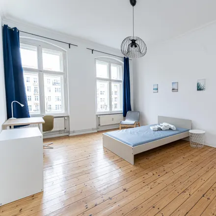 Image 2 - Wisbyer Straße 71, 10439 Berlin, Germany - Room for rent