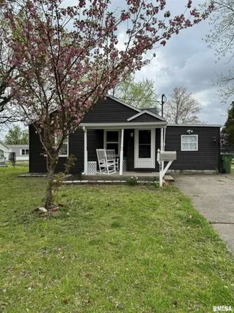 Buy this 3 bed house on 401 Moore Street in West City, Franklin County