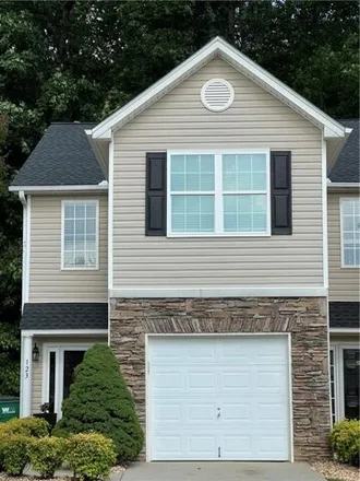 Buy this 3 bed townhouse on 147 Creekwood Drive in Woodstock, GA 30188