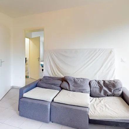 Image 9 - 4bis Rue du Vercors, 69007 Lyon, France - Apartment for rent