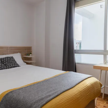 Rent this 8 bed room on Blanqueria - Pare d'Òrfens in Carrer de la Blanqueria, 46003 Valencia