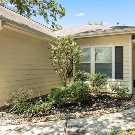 Rent this 3 bed house on 110 North Vesper Bend Circle in Sterling Ridge, The Woodlands