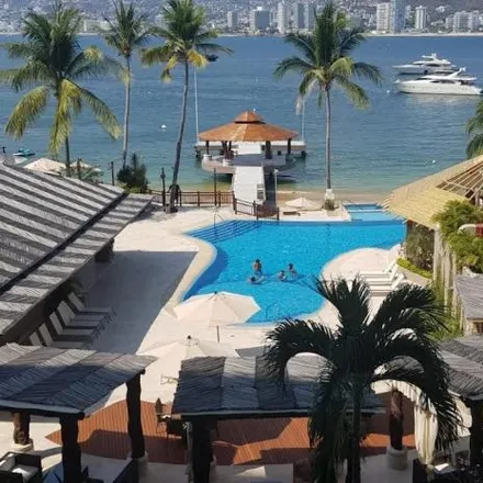 Buy this 3 bed apartment on Cañada de las Palmas in Playa Guitarrón, 39300 Acapulco