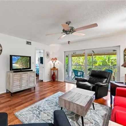 Image 6 - 5419 Rattlesnake Hammock Rd Apt 307f, Naples, Florida, 34113 - Condo for sale